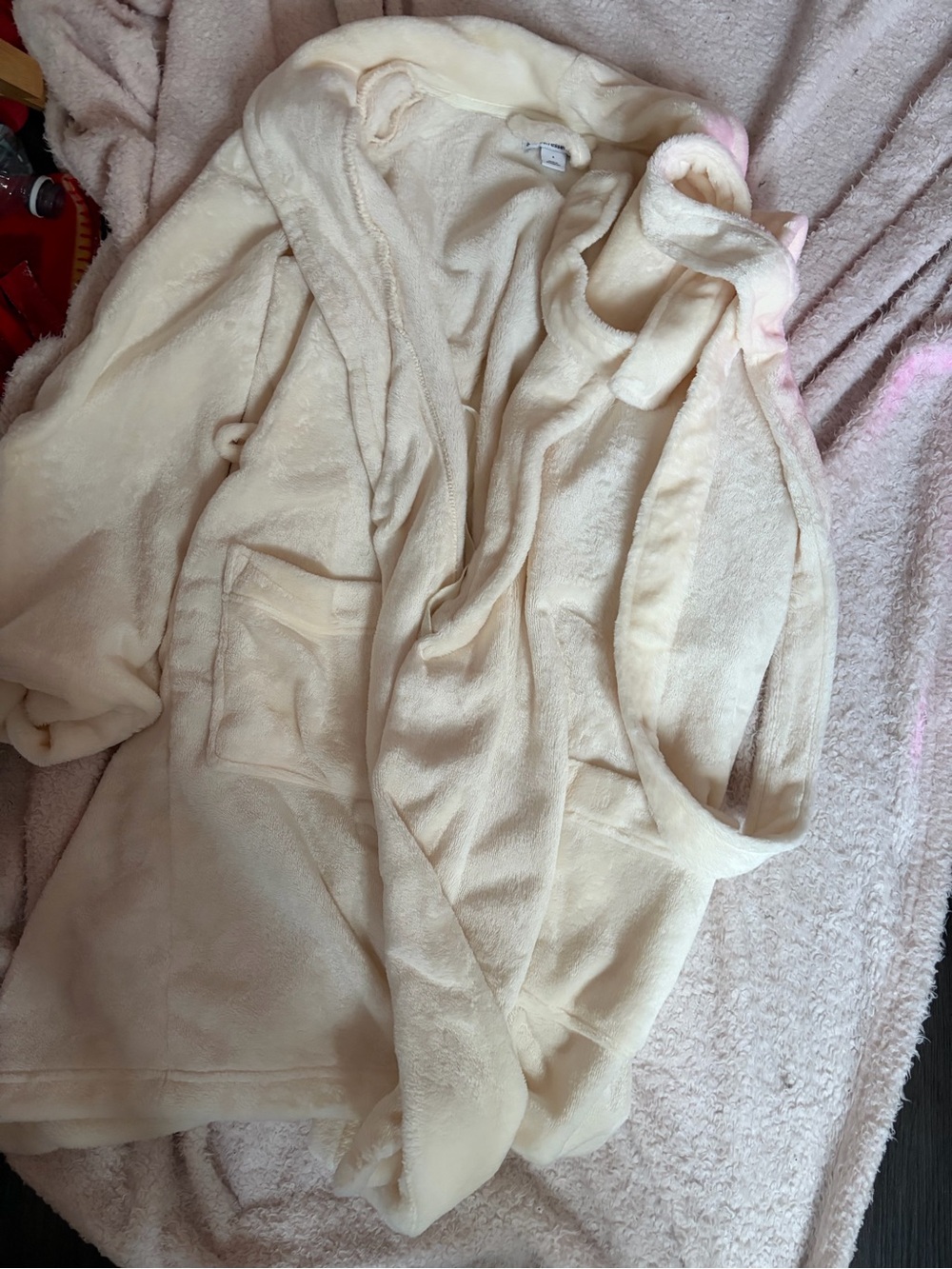 Amazon Essentials Plush Cream Hooded Teddy Jacket with Pockets